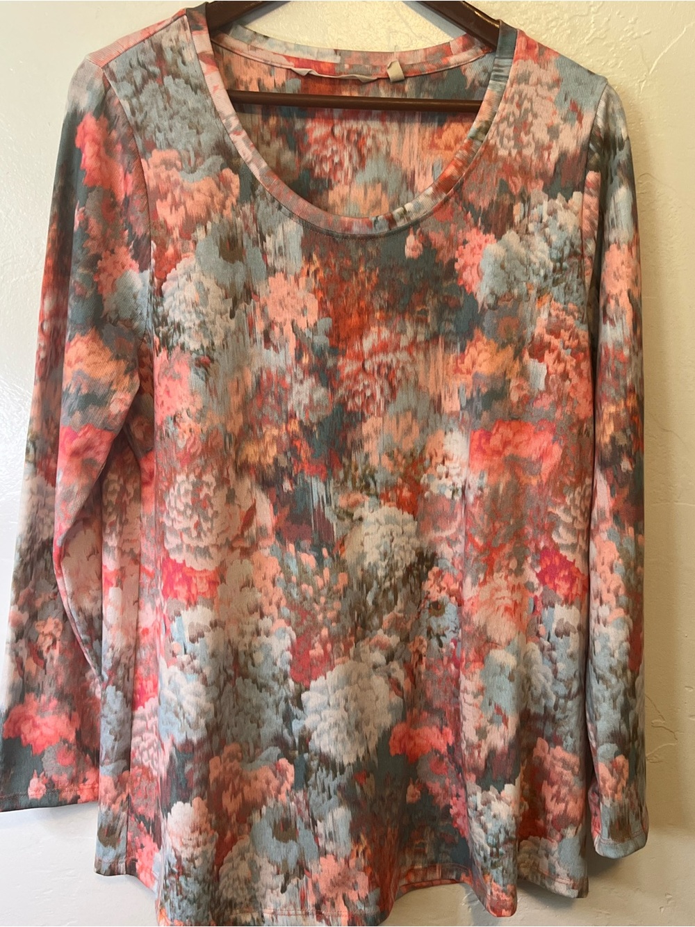 Soft Surroundings Floral-Print Long Sleeve Top in Pink Coral and Gray Size Large